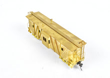 Load image into Gallery viewer, HO Brass Westside Model Co. WP - Western Pacific Outside Brace Bay Window Caboose