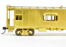 Load image into Gallery viewer, HO Brass OMI - Overland Models, Inc. IT - Illinois Terminal Bay Window Caboose #980-989