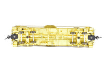 Load image into Gallery viewer, HO Brass OMI - Overland Models, Inc. IT - Illinois Terminal Bay Window Caboose #980-989