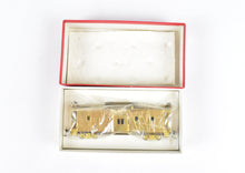 Load image into Gallery viewer, HO Brass Westside Model Co. WP - Western Pacific Outside Brace Bay Window Caboose
