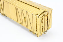 Load image into Gallery viewer, HO Brass Oriental Limited MILW - Milwaukee Road Automobile Box Car