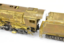 Load image into Gallery viewer, HO Brass Max Gray SP - Southern Pacific Class MT-4 4-8-2 Mountain