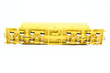 Load image into Gallery viewer, HO Brass CON OMI - Overland Models, Inc. UP - Union Pacific NASA Shuttle Solid Rocket Motor Rail Car Factory Painted No.50031