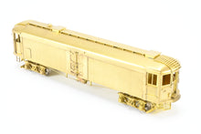 Load image into Gallery viewer, HO Brass CON MTS Imports CNS&M - North Shore Line 240 - 244 Series Refrigerator Trailer