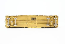 Load image into Gallery viewer, HO Brass Oriental Limited MILW - Milwaukee Road Automobile Box Car