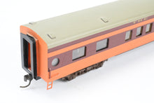 Load image into Gallery viewer, HO Brass NPP - Nickel Plate Products MILW - Milwaukee Road Hiawatha 2-Car Set Dining Car and Parlor Car Custom Painted /Upgraded Walthers Trucks