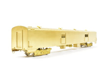 Load image into Gallery viewer, HO Brass Oriental Limited NP - Northern Pacific North Coast Limited Water Baggage Car w/o Skirts