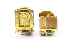 Load image into Gallery viewer, HO Brass OMI - Overland Models C&NW - Chicago & North Western "D" 4-4-2 Atlantic Slant Cylinder Version.