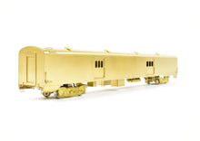 Load image into Gallery viewer, HO Brass Oriental Limited NP - Northern Pacific North Coast Limited Water Baggage Car w/o Skirts
