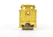 Load image into Gallery viewer, HO Brass OMI - Overland Models, Inc. C&O - Chesapeake & Ohio Wood Caboose
