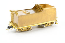 Load image into Gallery viewer, HO Brass OMI - Overland Models C&NW - Chicago & North Western "D" 4-4-2 Atlantic Slant Cylinder Version.