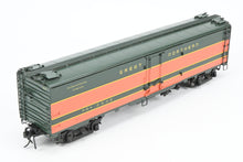 Load image into Gallery viewer, O Brass Sunset Models Third Rail GN - Great Northern REA - Railway Express Agency 54' Reefer Factory Painted No. 2249