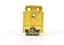 Load image into Gallery viewer, HO Brass OMI - Overland Models, Inc. C&O - Chesapeake & Ohio Wood Caboose