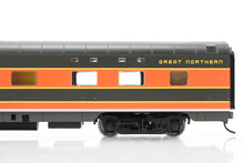 Load image into Gallery viewer, HO Walthers "Name Train" GN - Great Northern 1955 Empire Builder 10-Car Set