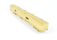 Load image into Gallery viewer, HO Brass Oriental Limited NP - Northern Pacific North Coast Limited Water Baggage Car w/o Skirts