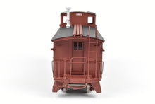 Load image into Gallery viewer, HO Brass CIL - Challenger Imports CB&Q - Burlington Route Wood Waycar 30 ft. Class NE-7 FP No. 13972