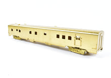 Load image into Gallery viewer, HO Brass Oriental Limited NP - Northern Pacific North Coast Limited Mail-Dorm #425 w/ skirts