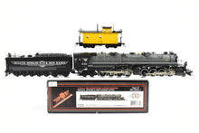 Load image into Gallery viewer, HO CON MTH - Mike's Train House DM&IR - Duluth, Missabe and Iron Range 2-8-8-4 "Yellowstone" with Proto-Sounds 3 and Walther's DM&IR Caboose (NO BOX)