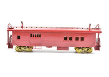 Load image into Gallery viewer, HO Brass Hallmark Models ATSF - Santa Fe Transfer Caboose Factory Painted Unlettered