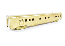 Load image into Gallery viewer, HO Brass Oriental Limited NP - Northern Pacific North Coast Limited Mail-Dorm #425 w/ skirts