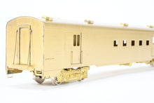 Load image into Gallery viewer, HO Brass Oriental Limited GN - Great Northern Streamlined Empire Builder 37 Mail Baggage