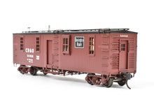 Load image into Gallery viewer, HO Brass CON Railway Classics CB&Q - Burlington Route War Emergency Waycar Factory Painted REBOXX