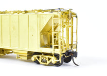 Load image into Gallery viewer, HO Brass Pecos River Brass Various Roads ACF 34' Covered Hopper Closed Sides/Square Hatches