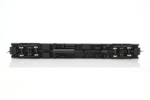 Load image into Gallery viewer, HO Walthers "Name Train" GN - Great Northern 1955 Empire Builder 10-Car Set