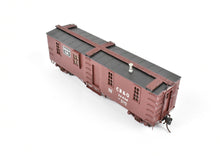 Load image into Gallery viewer, HO Brass CON Railway Classics CB&Q - Burlington Route War Emergency Waycar Factory Painted REBOXX