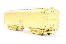 Load image into Gallery viewer, HO Brass Railworks Rutland Railroad 42' Wood Milk Car Nos. 350 - 355