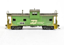 Load image into Gallery viewer, HO Brass Oriental Limited GN - Great Northern "X" Caboose X96-155 Class Custom Paint and Weathering