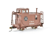 Load image into Gallery viewer, HOn3 Brass NJ Custom Brass C&S - Colorado & Southern 2-Axle Caboose #1003 Custom Painted