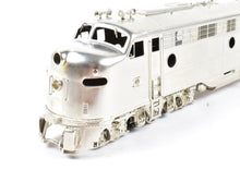 Load image into Gallery viewer, HO Brass Oriental Limited CB&Q - Burlington Route EMD E8A 2250 HP Factory Plated