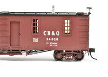 Load image into Gallery viewer, HO Brass CON Railway Classics CB&Q - Burlington Route War Emergency Waycar Factory Painted REBOXX