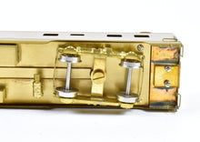 Load image into Gallery viewer, HO Brass Oriental Limited NP - Northern Pacific North Coast Limited Mail-Dorm #425 w/ skirts