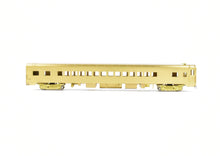 Load image into Gallery viewer, HO Brass Oriental Limited NP - Northern Pacific North Coast Limited 56-Seat Coach #500 w/o Skirts