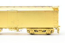 Load image into Gallery viewer, HO Brass Railworks Rutland Railroad 42' Wood Milk Car Nos. 350 - 355