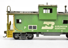 Load image into Gallery viewer, HO Brass Oriental Limited GN - Great Northern "X" Caboose X96-155 Class Custom Paint and Weathering