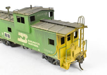 Load image into Gallery viewer, HO Brass Oriental Limited GN - Great Northern "X" Caboose X96-155 Class Custom Paint and Weathering