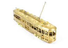 Load image into Gallery viewer, HO Brass S. Soho & Co. Brooklyn & Queens Peter Witt Car 8000