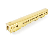 Load image into Gallery viewer, HO Brass Oriental Limited NP - Northern Pacific North Coast Limited 56-Seat Coach #500 w/o Skirts