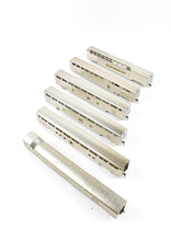 Load image into Gallery viewer, HO Brass Hi-Country Brass/Soho ATSF - Santa Fe El Capitan 6-Car Set Custom Lettered and Painted