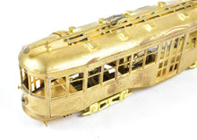 Load image into Gallery viewer, HO Brass S. Soho & Co. Brooklyn & Queens Peter Witt Car 8000
