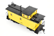 Load image into Gallery viewer, HO CON MTH - Mike's Train House DM&IR - Duluth Missabe and Iron Range 2-8-8-4 "Yellowstone" and Walther's Caboose