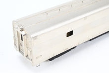 Load image into Gallery viewer, HO Brass NPP - Nickel Plate Products CB&Q/WP/D&RGW - California Zephyr Diner and Budd 10 Roomette-6 Bedroom Sleeper