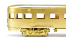 Load image into Gallery viewer, HO Brass Oriental Limited NP - Northern Pacific North Coast Limited Sleeper Observation #390 w/o Skirts