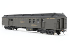 Load image into Gallery viewer, HO Brass Oriental Limited GN - Great Northern 1935 Empire Builder Baggage Mail Express Custom Painted No. 53
