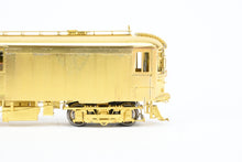 Load image into Gallery viewer, HO Brass CON MTS Imports CNS&M - North Shore Line Nos. 215 - 239 Series MD - Merchandise Dispatch Car (As Built)