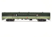 Load image into Gallery viewer, HO Brass A. W. Enterprises NP - Northern Pacific Baggage Car #203-239 Pro-Painted Lowey Scheme