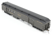 Load image into Gallery viewer, HO Brass Oriental Limited GN - Great Northern 1935 Empire Builder Baggage Mail Express Custom Painted No. 53